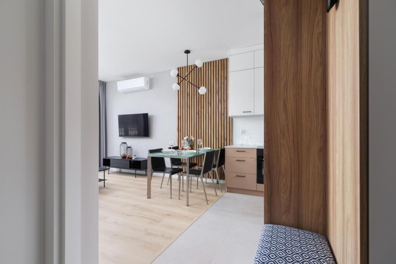 Lotniczowka Apartments By Renters Prestige Krakow Ngoại thất bức ảnh