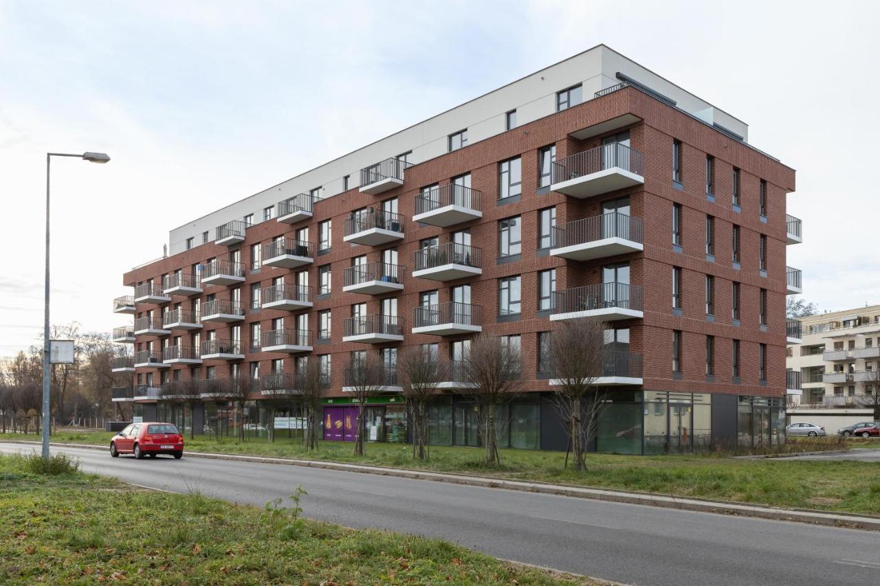 Lotniczowka Apartments By Renters Prestige Krakow Ngoại thất bức ảnh